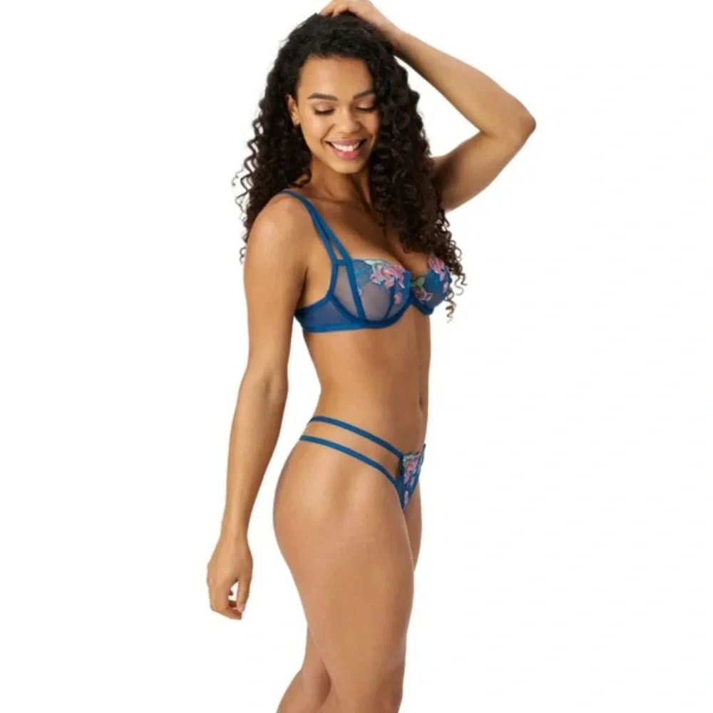 Adored by Adore Me Women's Jamilla Unlined Underwire Mesh Embroidery 🌸